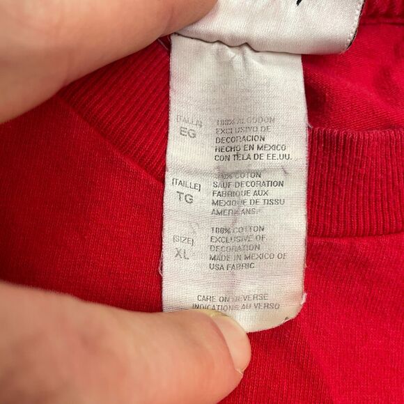 Walt Disney World Mickey Mouse Vintage Graphic T-Shirt Mens XL Red Crew Neck Tee - Picture 6 of 11